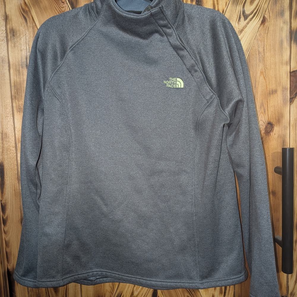 The North Face Women`s gray Asymmetrical Snap Pullover Fleece Long Sleeve sz XL
